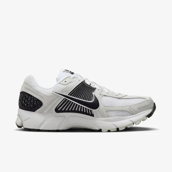 Кросівки Nike Air Zoom Vomero 5 FB9149-101