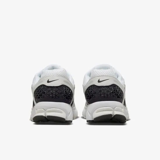Кросівки Nike Air Zoom Vomero 5 FB9149-101