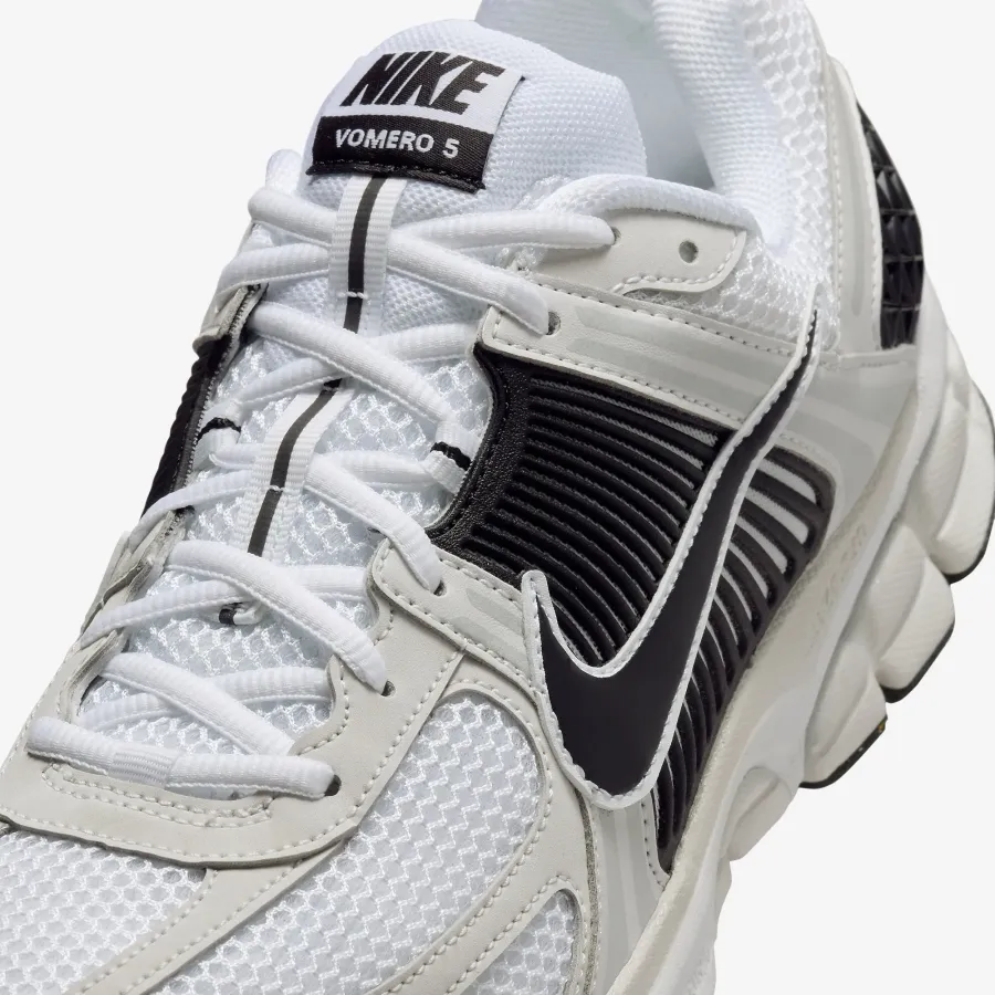 Кросівки Nike Air Zoom Vomero 5 FB9149-101