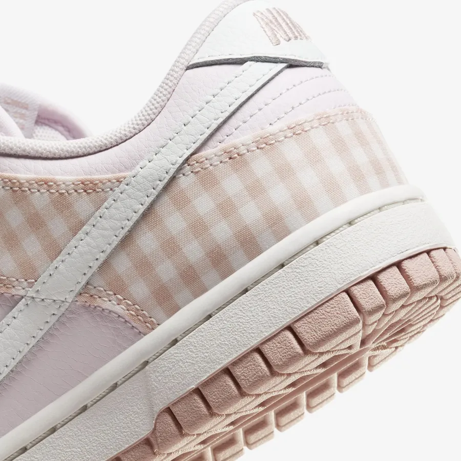 Кросівки Nike Dunk Low FB9881-600