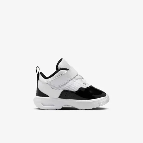 Кросівки Nike Stay Loyal 3 FB9924-106