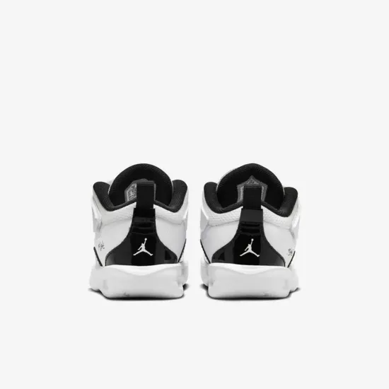 Кросівки Nike Stay Loyal 3 FB9924-106