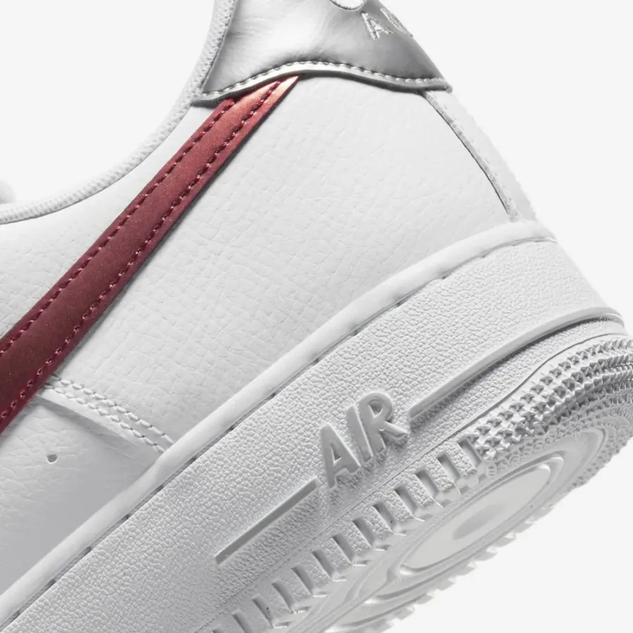 Кросівки Nike Air Force 1 '07 FD0654-100