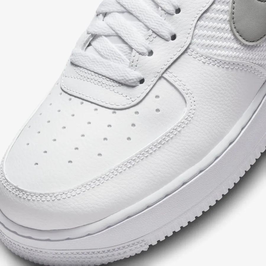 Кросівки Nike Air Force 1 '07 FD0666-100