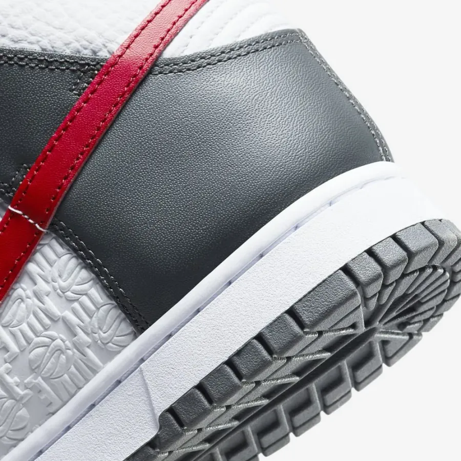 Кросівки Nike Dunk High Retro FD0668-001