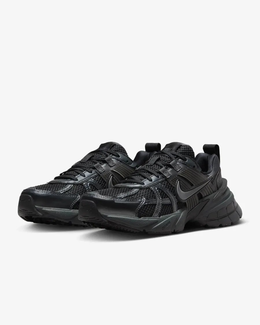 Кросівки Nike V2K Run FD0736-001