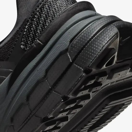 Кросівки Nike V2K Run FD0736-001