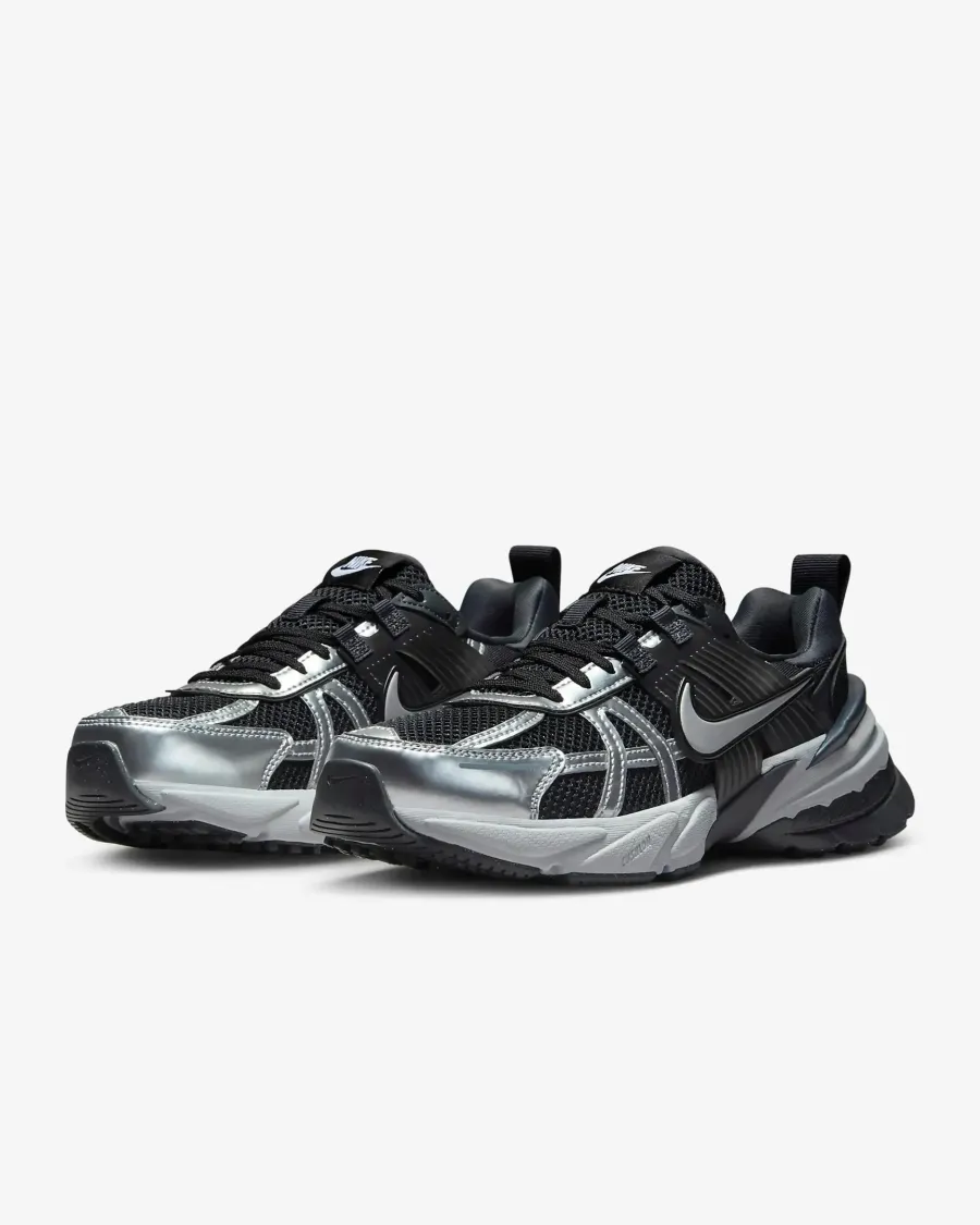 Кросівки Nike V2K Run FD0736-005