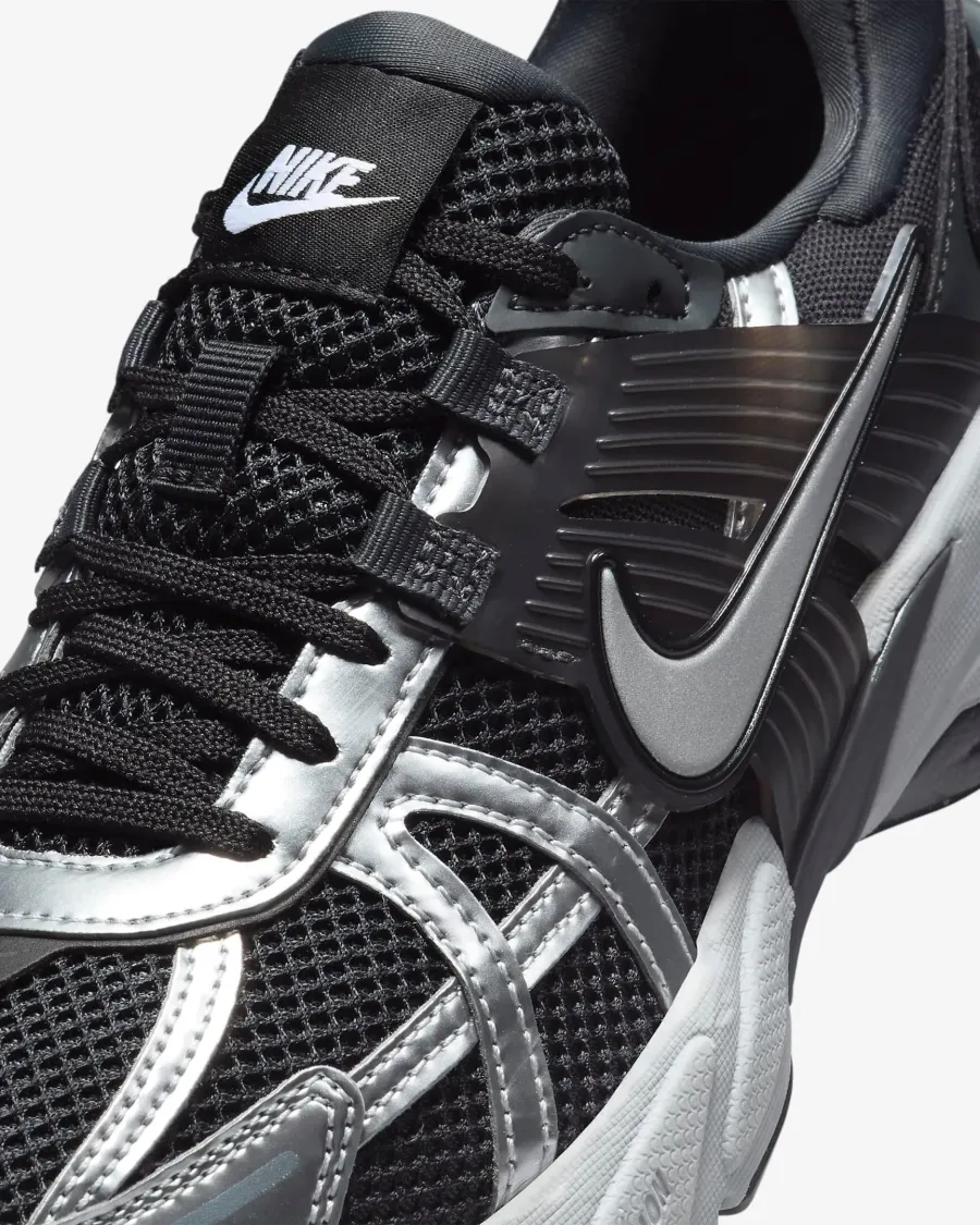 Кросівки Nike V2K Run FD0736-005