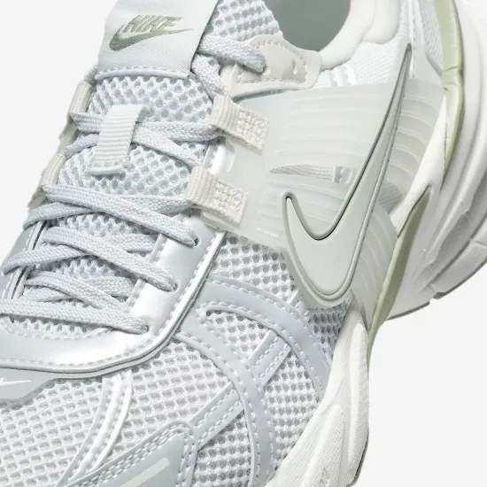 Кросівки Nike V2K Run FD0736-006
