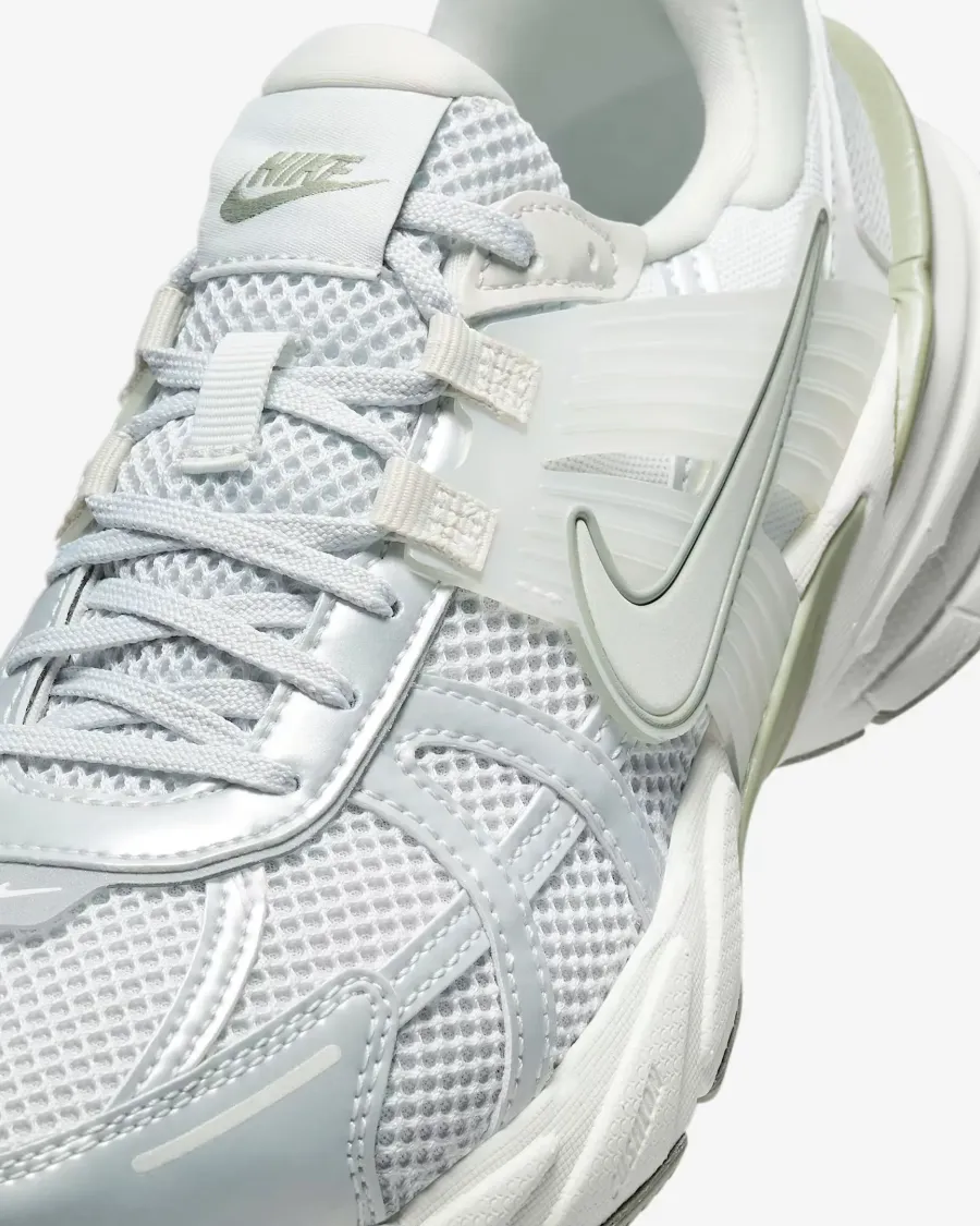 Кросівки Nike V2K Run FD0736-006