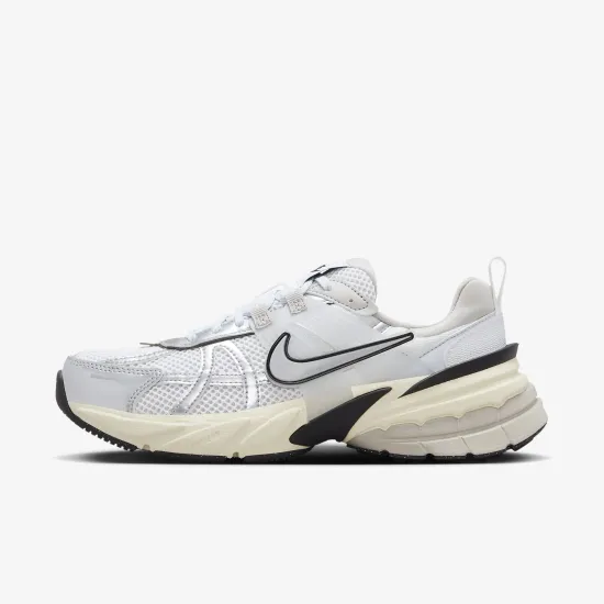 Кросівки Nike V2K Run FD0736-100