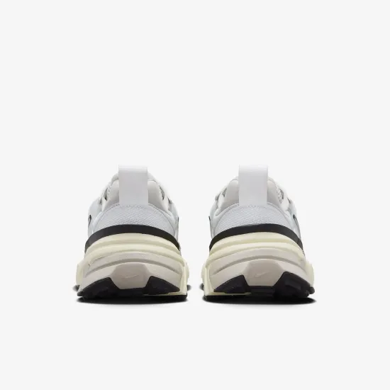 Кросівки Nike V2K Run FD0736-100