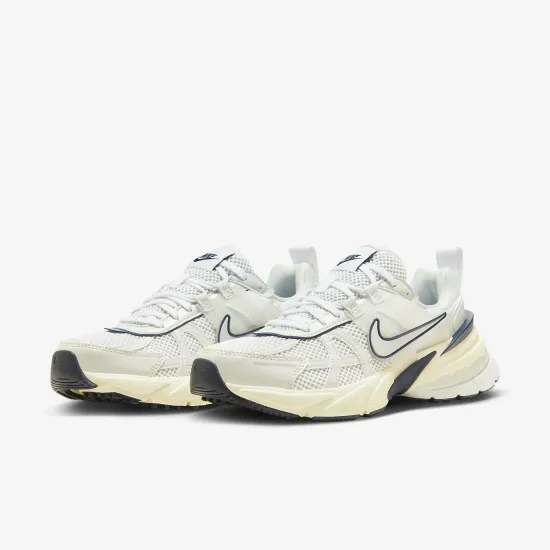 Кросівки Nike V2K Run FD0736-102