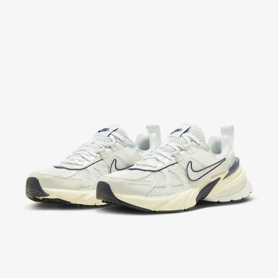 Кросівки Nike V2K Run FD0736-102