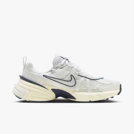 Кросівки Nike V2K Run FD0736-102