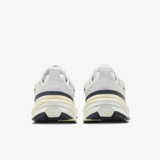 Кросівки Nike V2K Run FD0736-102