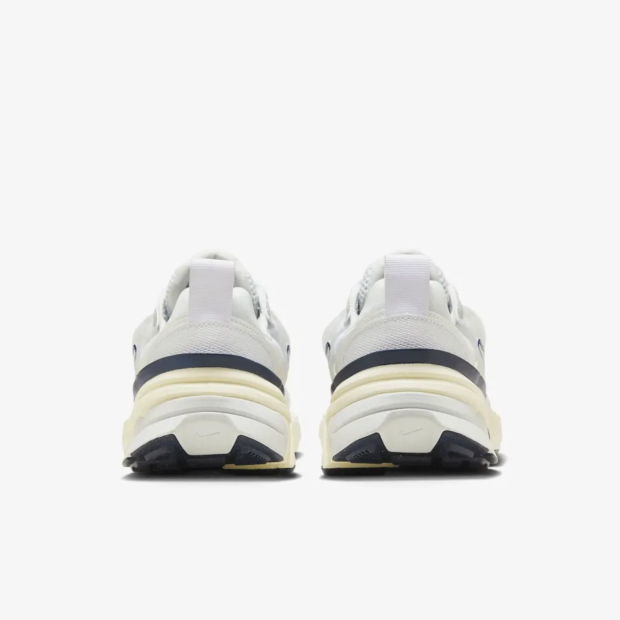 Кросівки Nike V2K Run FD0736-102