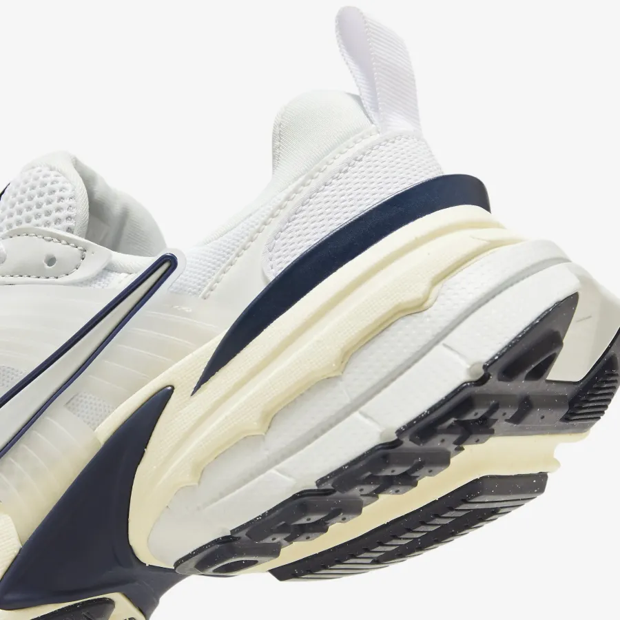 Кросівки Nike V2K Run FD0736-102