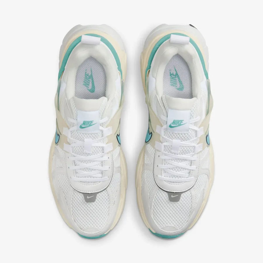 Кросівки Nike V2K Run FD0736-105