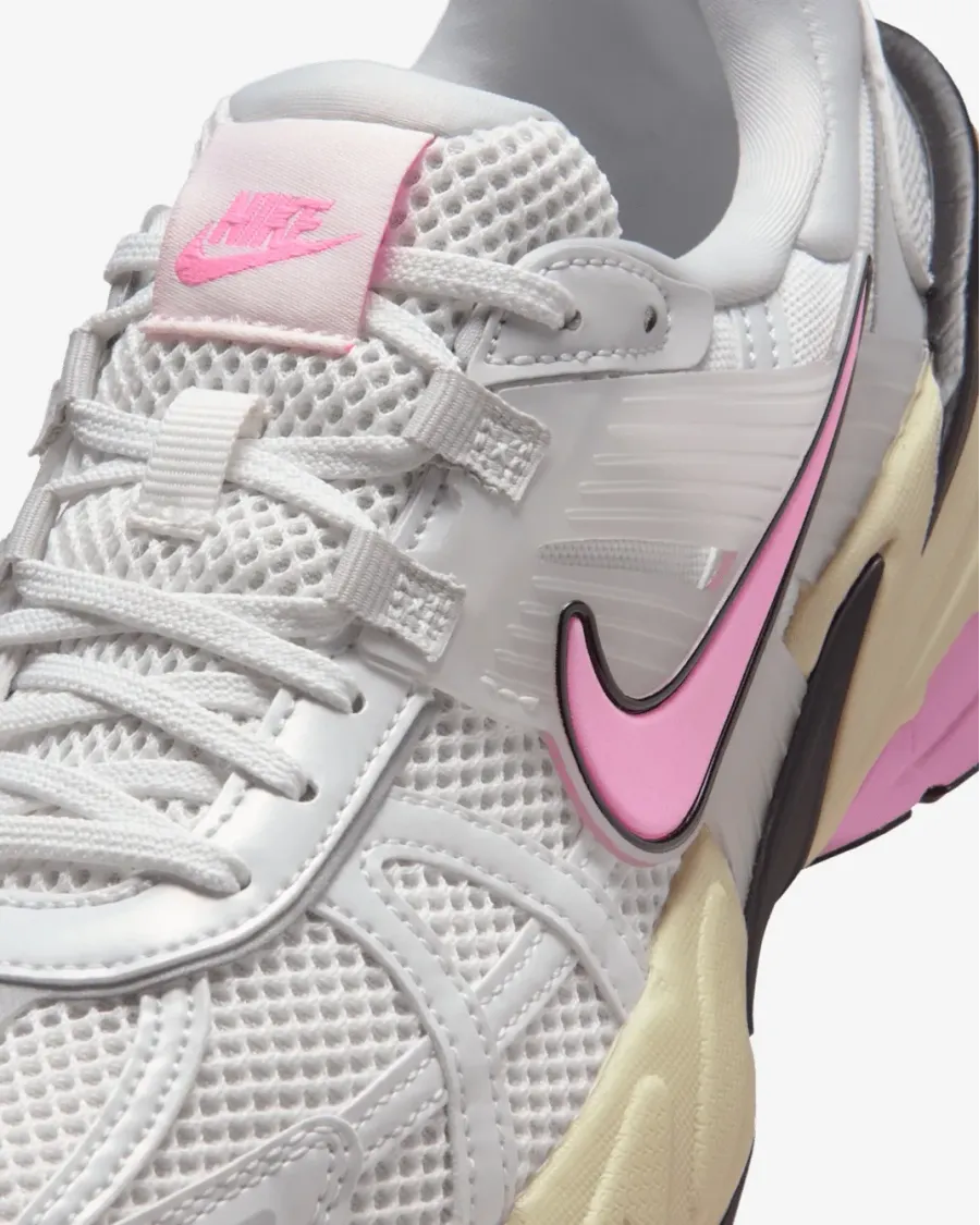 Кросівки Nike V2K Run FD0736-114