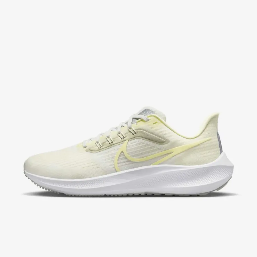 Кросівки Nike Air Zoom Pegasus 39 FD0796-100