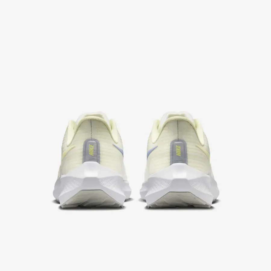 Кросівки Nike Air Zoom Pegasus 39 FD0796-100
