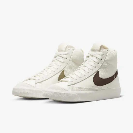 Кросівки Nike Blazer Mid ’77 FD0805-100