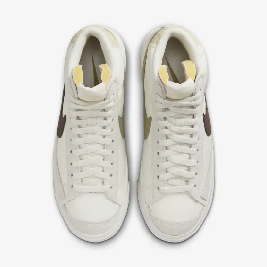 Кросівки Nike Blazer Mid ’77 FD0805-100