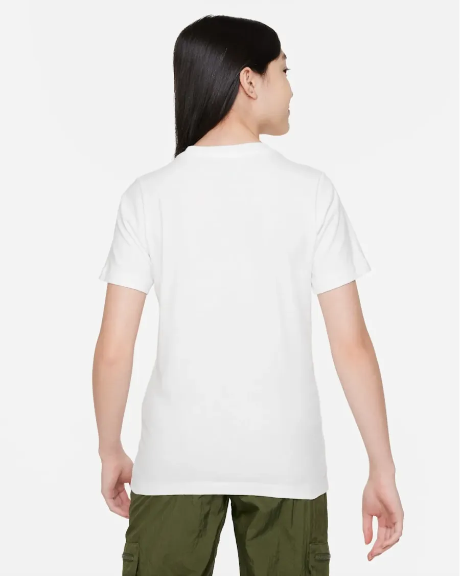 Футболка Nike Sportswear Boxy Tee FD0844-100