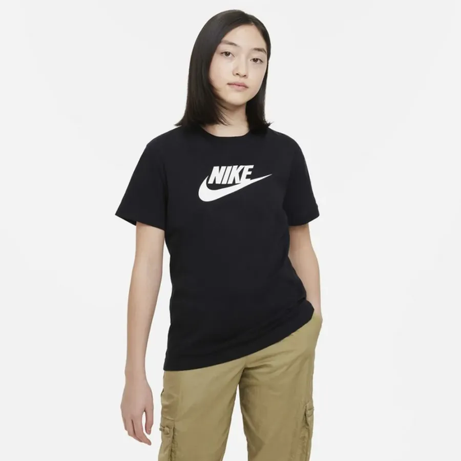 Футболка Nike Sportswear Tee FD0928-010