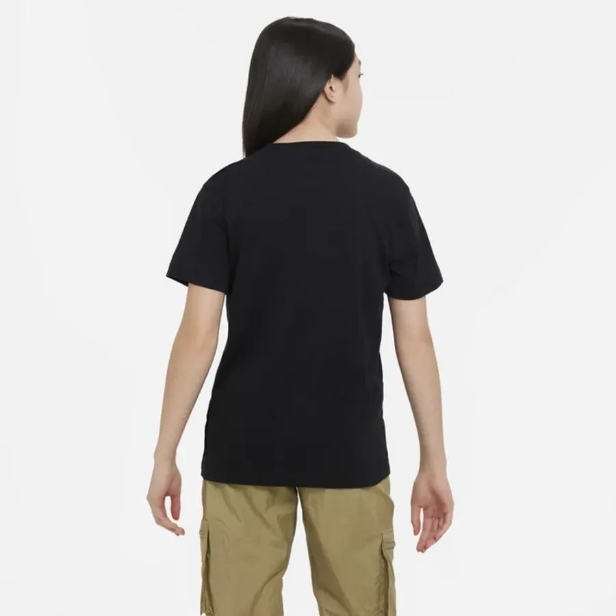 Футболка Nike Sportswear Tee FD0928-010