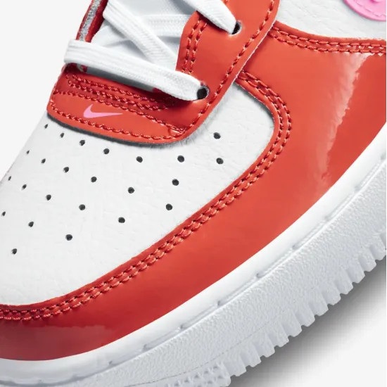 Кросівки Nike Air Force 1 LV8 FD1031-600