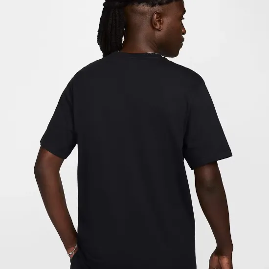 Футболка Nike Sportswear Club DT Tee FD1184-013