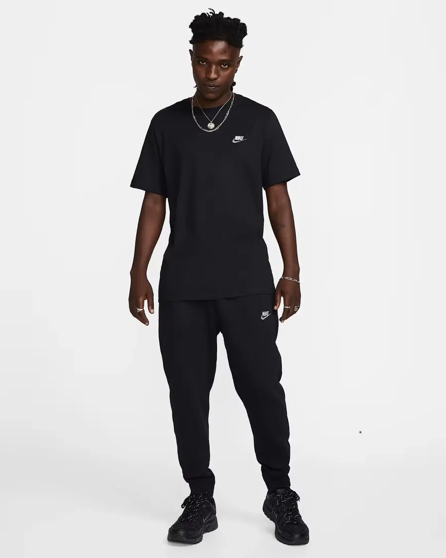 Футболка Nike Sportswear Club DT Tee FD1184-013