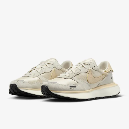 Кросівки Nike Phoenix Waffle FD2196-104