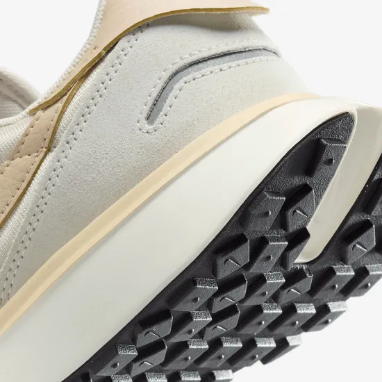 Кросівки Nike Phoenix Waffle FD2196-104