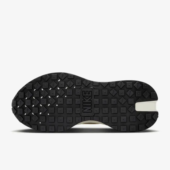 Кросівки Nike Phoenix Waffle FD2196-104