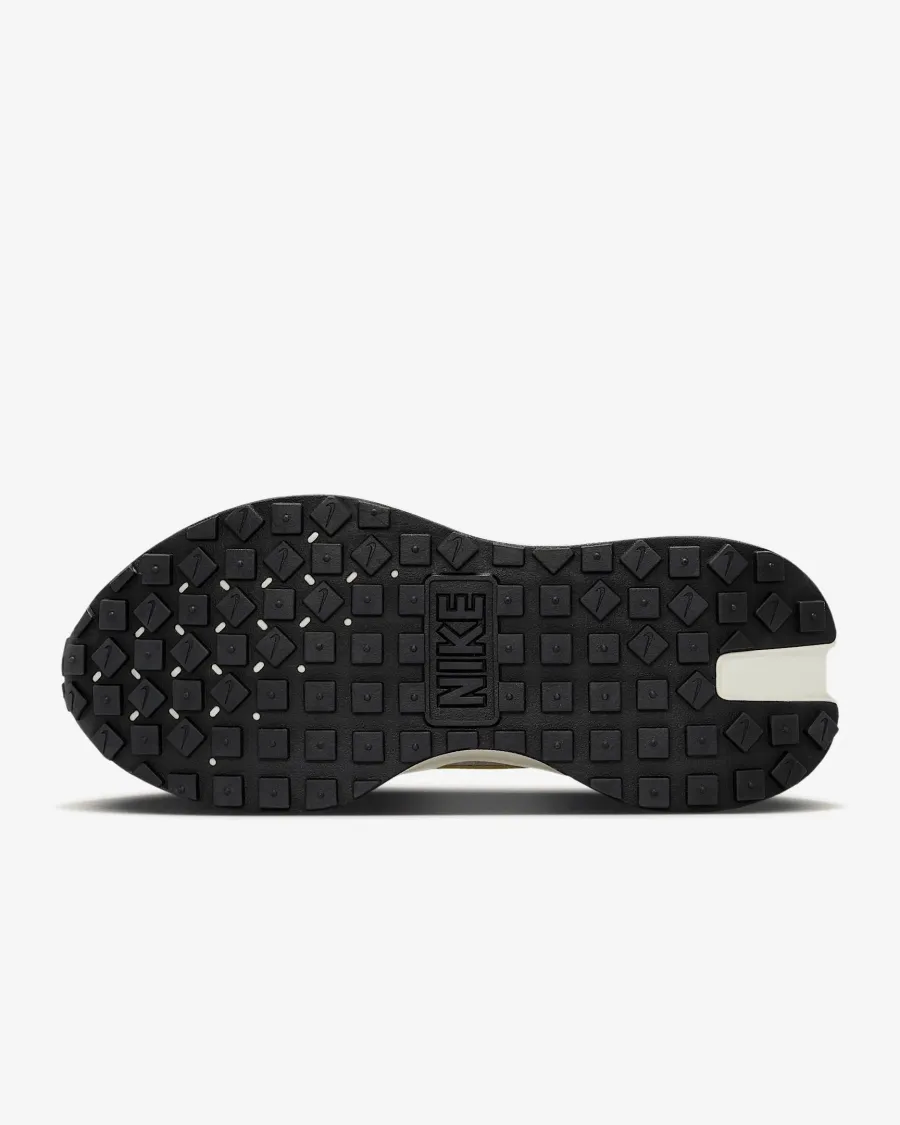 Кросівки Nike Phoenix Waffle FD2196-104