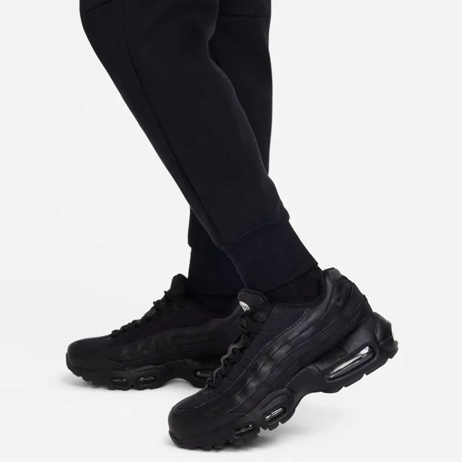 Спортивні штани Nike Sportswear Tech Fleece Joggers FD2975-010