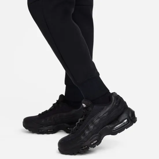 Костюм Nike Sportswear Tech Fleece Full-Zip FD2979-010_FD2975-010