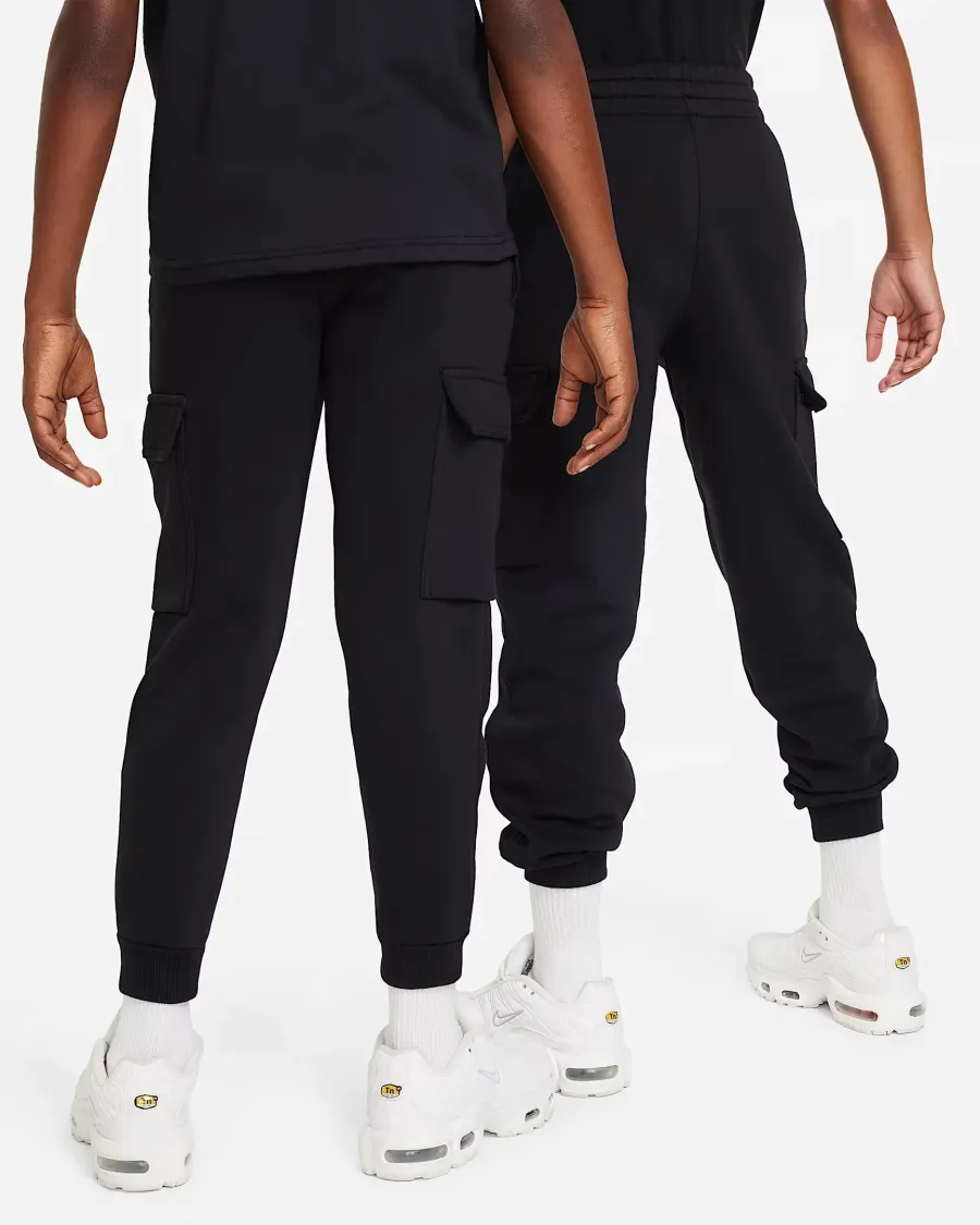 Штани Nike Sportswear Club Fleece Cargo LBR FD3012-010