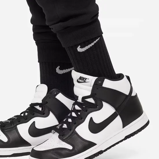 Штани Nike Sportswear Club Fleece Cargo FD3013-010