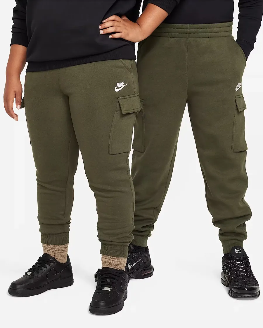 Штани Nike Sportswear Club Fleece Cargo FD3013-325