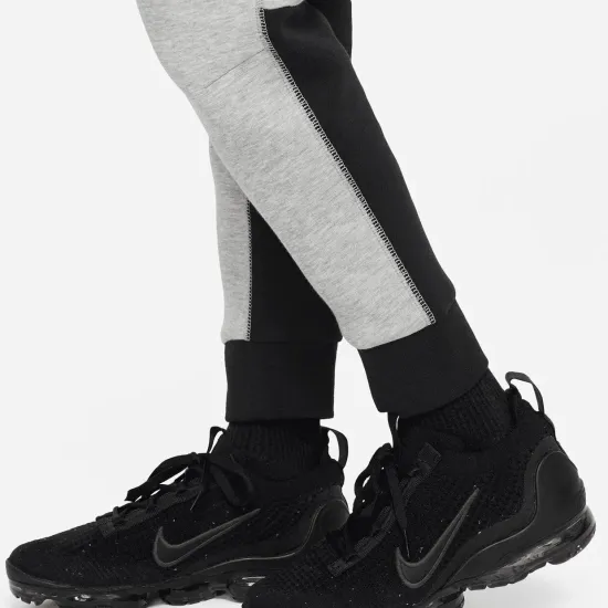 Штани Nike Sportswear Tech Fleece FD3287-064