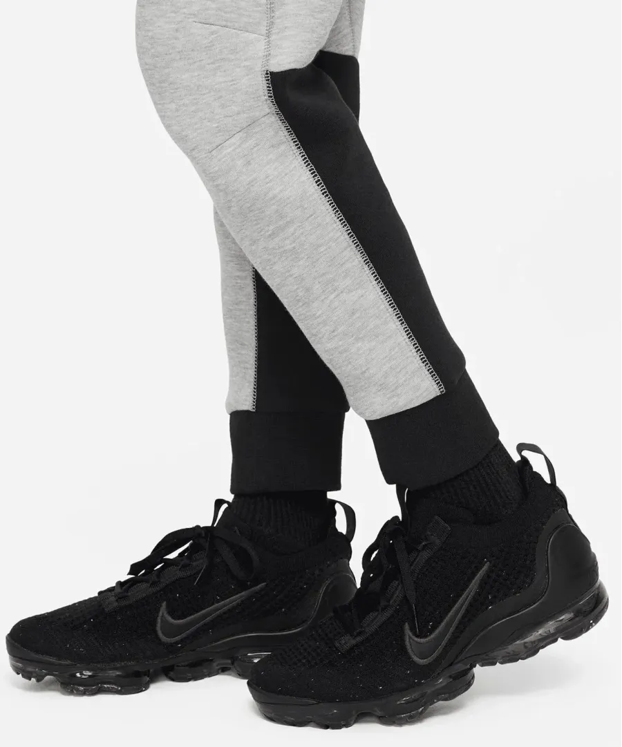 Штани Nike Sportswear Tech Fleece FD3287-064