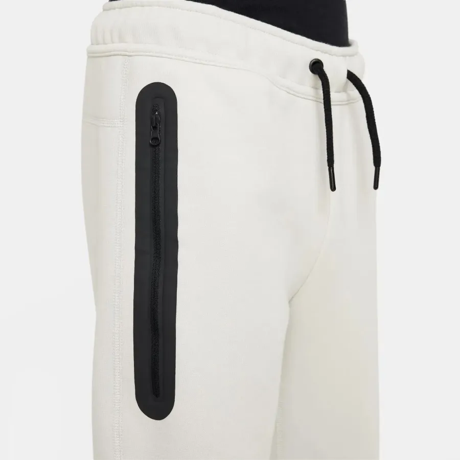 Штани Nike Sportswear Tech Fleece FD3287-072