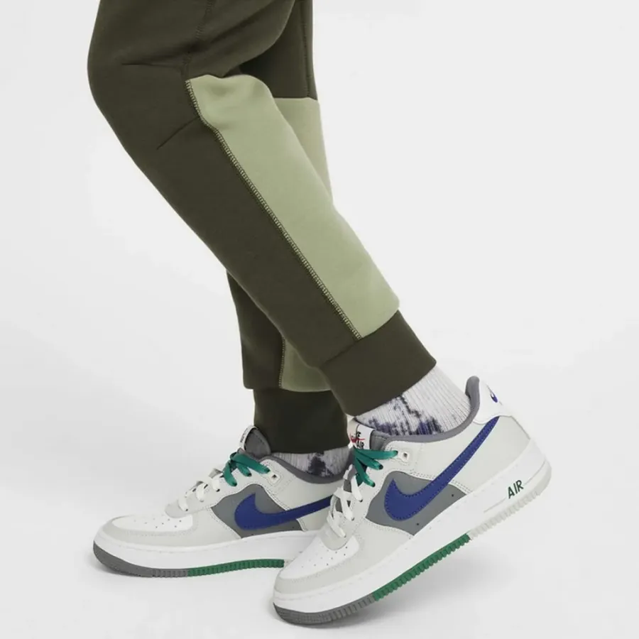 Штани Nike Sportswear Tech Fleece FD3287-325