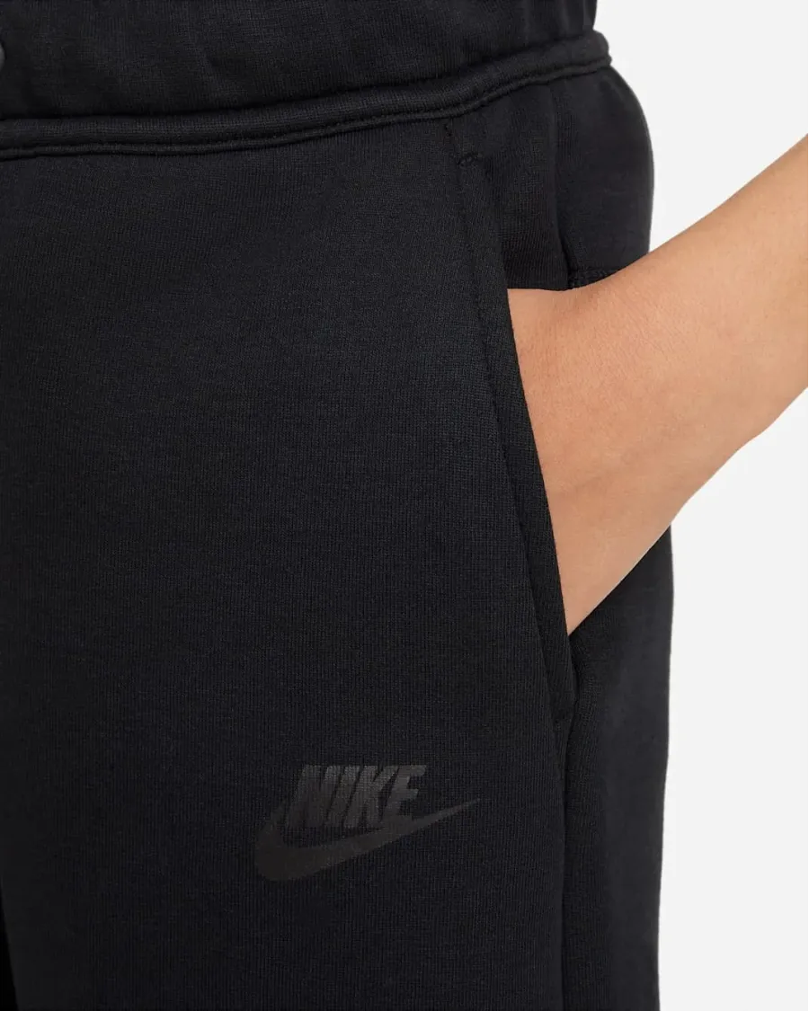 Шорти Nike Sportswear Tech Fleece FD3289-010