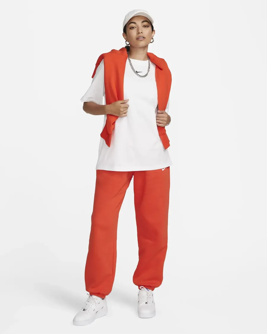 Футболка Nike Sportswear Essential Tee LBR FD4149-100
